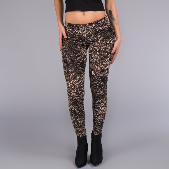 Lotus Velvet Legging - Warrior Within Des - Picture 3 of 7